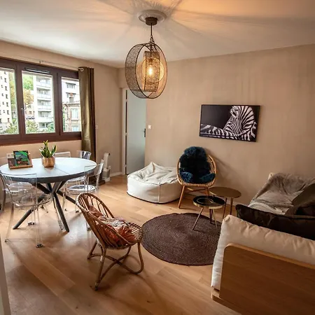 Apartment Les Chavanelles L'ecrin Ou Le Trois